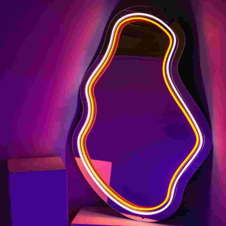 آینه دفرم نئونی دولاین