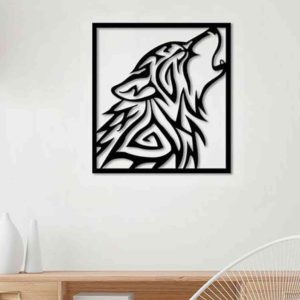 تابلو چوبی گرگ زوزه کش