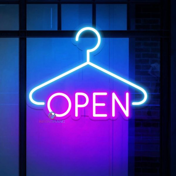 تابلو نئون لباس فروشی باز است
